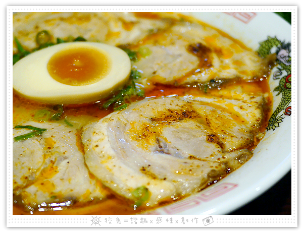 [台南食記] 九州麵屋深夜食堂~賣到凌晨兩點！自製麵條與天然湯頭！奶油玉米拉麵&辣味噌拉麵‧叉燒肉片群起圍攻！