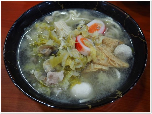 【食】【桃園】膳知坊 - 麵進了酸白菜鍋的時候 【食】【桃園】膳知坊 - 麵進了酸白菜鍋的時候