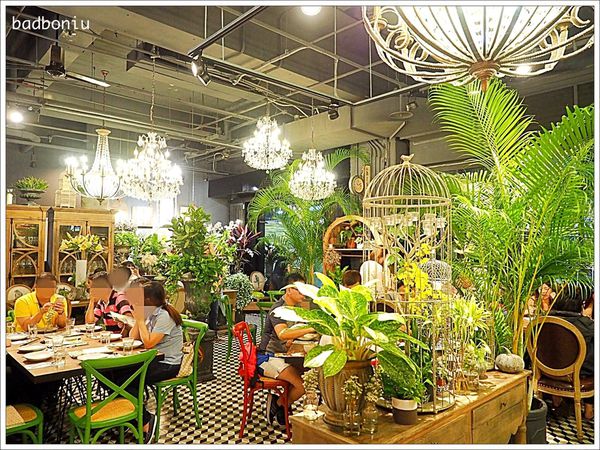 【食】【台中】Thai J泰式料理餐廳．在被優雅綠意包圍的秘密花園中吃正宗清邁風泰國菜