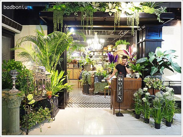 【食】【台中】Thai J泰式料理餐廳．在被優雅綠意包圍的秘密花園中吃正宗清邁風泰國菜