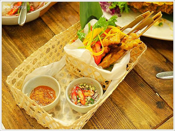 【食】【台中】Thai J泰式料理餐廳．在被優雅綠意包圍的秘密花園中吃正宗清邁風泰國菜