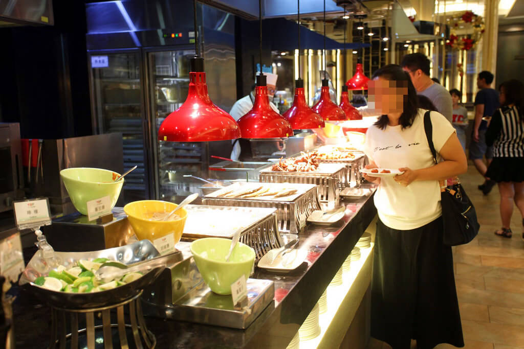 【高雄】大八TOP自助餐│環遊世界一大圈.桑尼瘦不了 【高雄】大八TOP自助餐│環遊世界一大圈.桑尼瘦不了