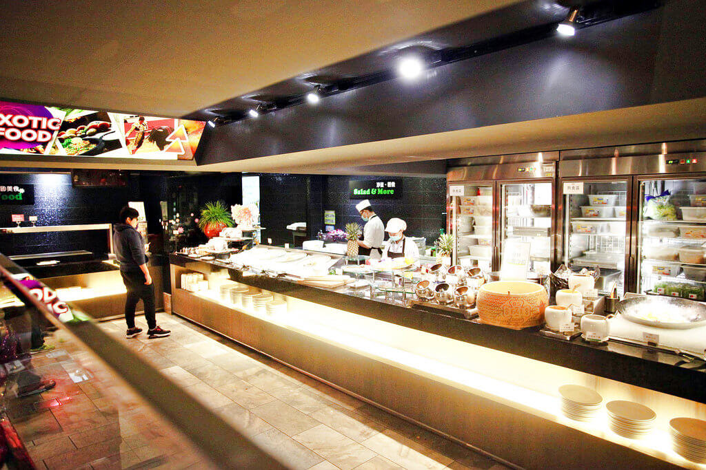 【高雄】大八TOP自助餐│環遊世界一大圈.桑尼瘦不了 【高雄】大八TOP自助餐│環遊世界一大圈.桑尼瘦不了