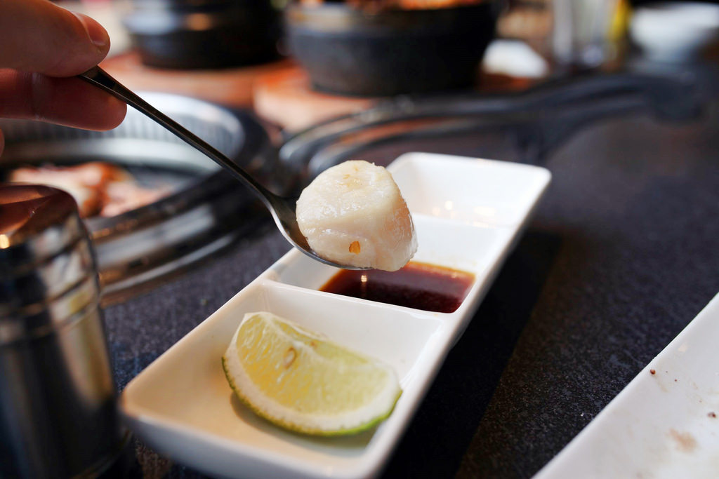 【高雄】牧島燒肉│驚心動魄燒肉宴│大魯閣草衙道．桑尼瘦不了