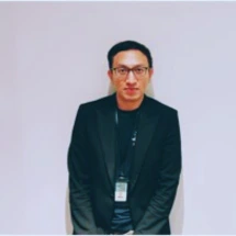 講師