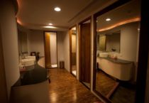 急徵 美容師 芳療師 保障薪資 3 8萬 6 5萬 具經驗者 岩盤 浴美容中心 加古川國際有限公司 台北市大安區 22 08 31 1111人力銀行