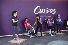 Curves 女性健身中心